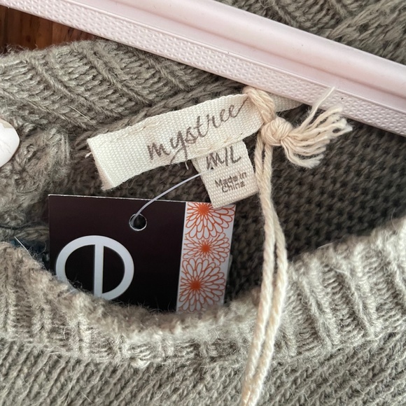 Mystree Chunky Knit Tan Sweater M/L Crew V-Neck - Picture 3 of 7